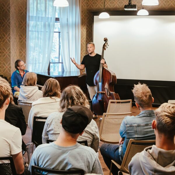 ŠKIUŅA DŽEZS. Sarunu vakars/meistarklase ar OLLI RANTALU (FI) 22/08/2024