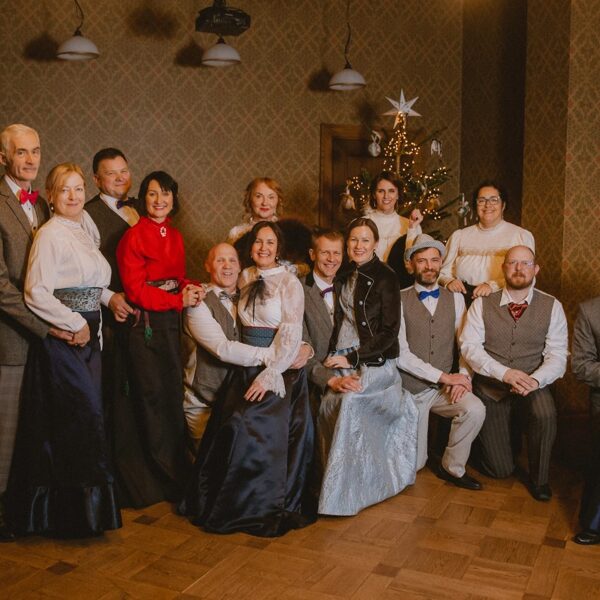 Quadrille dance group "LŪZNOVYS KADRIĻS" 12/2025