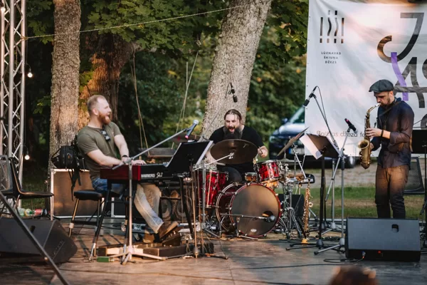 ŠKIUŅA DŽEZS. ATIS ANDERSONS ORGAN TRIO (LV) 27/08/2022